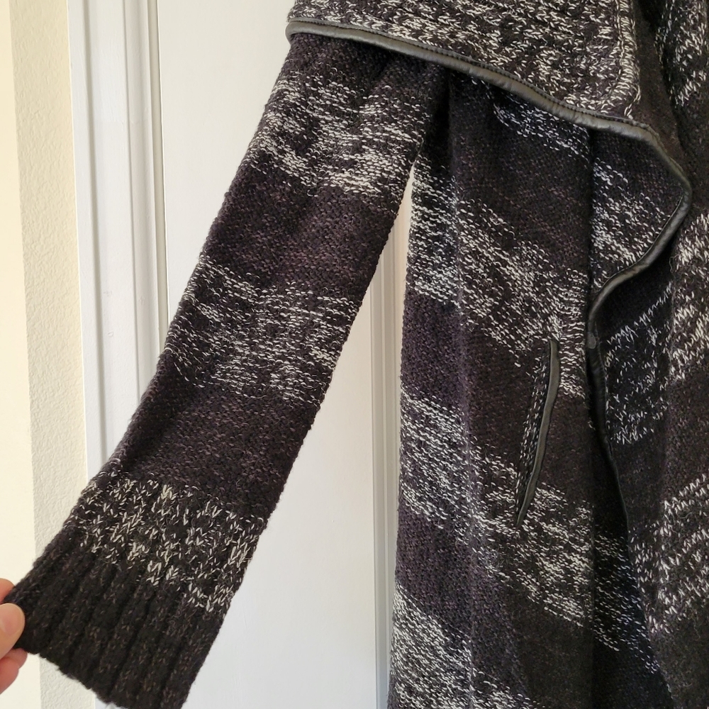 Central Park West Wool Blend Knit Cardigan Sweater Size Large - Picture 5 of 7